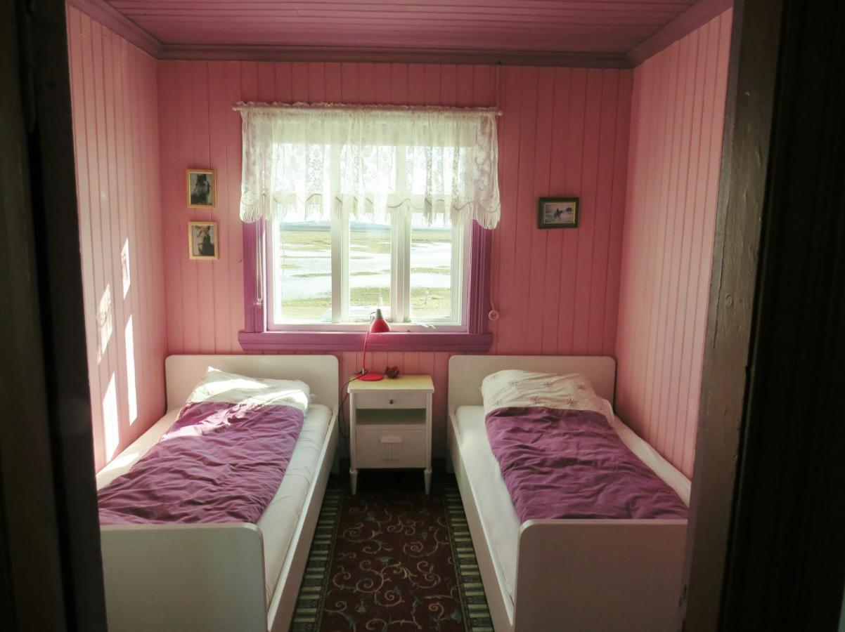 Husey Hostel & Horsefarm Еґільсстадір Екстер'єр фото